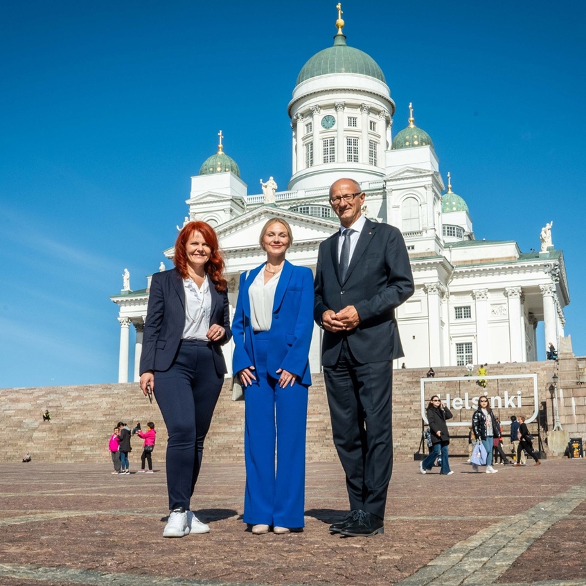 Delegation auf Studienreise in<br/>Finnland zum Thema Kinderbildung<br/>und Kinderbetreuung.